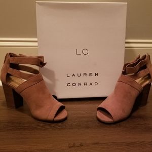 Lauren Conrad Mauve high heel shoe